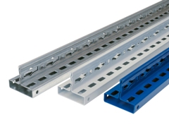 Multiplus T-Profil einzeln, beschichtet in RAL 7035, steckbare Ausführung, Länge: 5000 mm (Rahmenhöhe) 